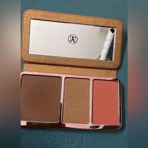 Anastasia Beverly Hills bronzer, blush, and highlighter palette!